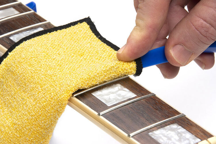 Music Nomad F-ONE Unfinished Fretboard Care Kit - Oil, Cloth & Brush